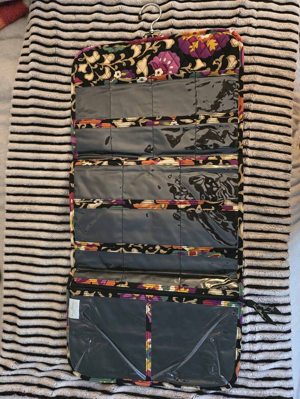 Vera Bradley Multicolor Floral Hanging Jewelery Organizer - Picture 6 of 16